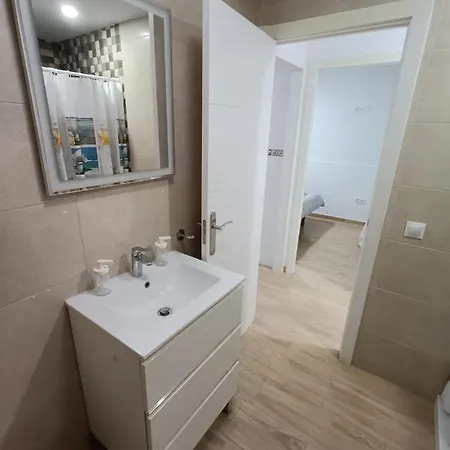 아파트 Piso Avenida Junto A La Playa *