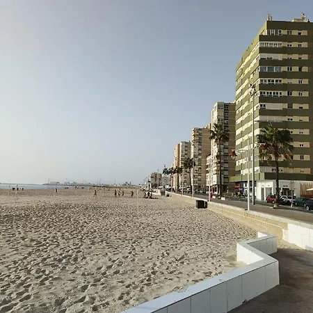 Piso Avenida Junto A La Playa * 카디스
